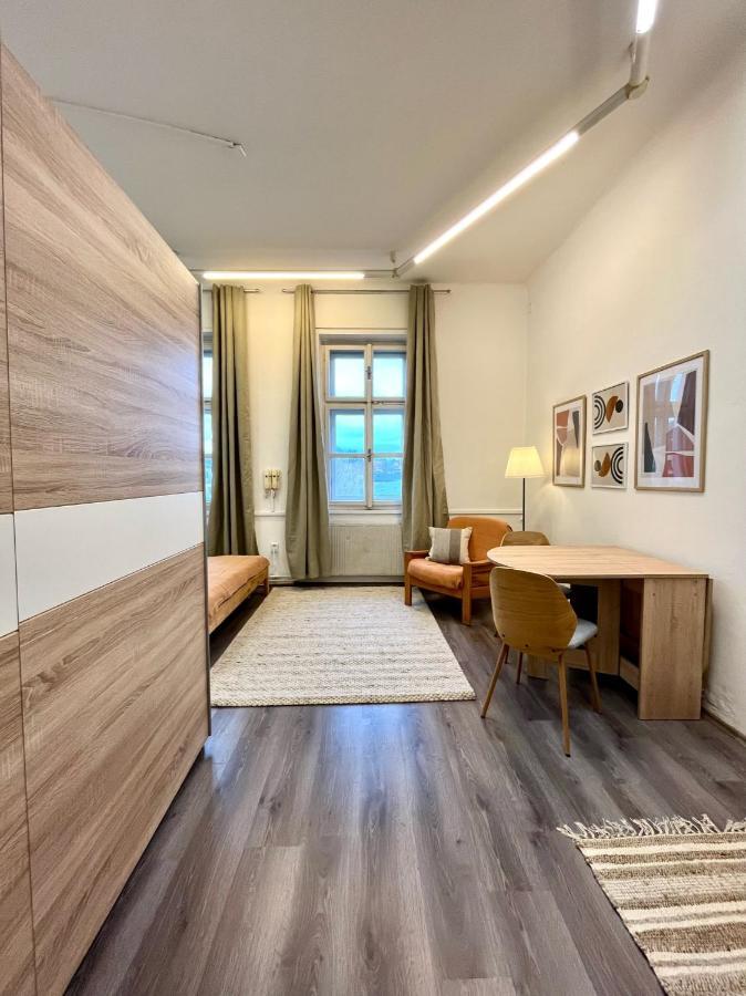 פראג 1 Bedroom Studio Close To Palmovka מראה חיצוני תמונה